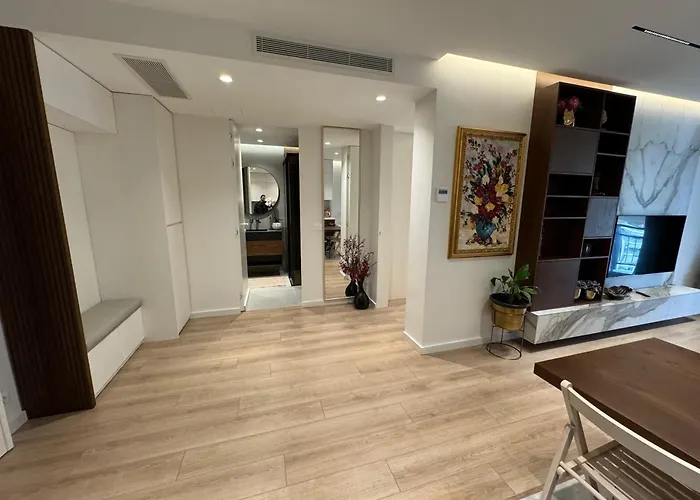 Adam\'S House